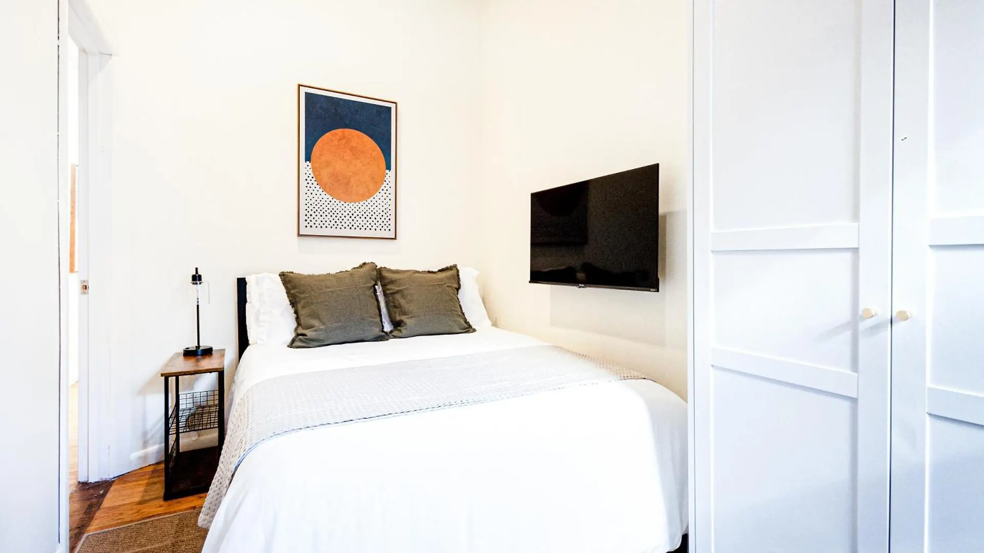 Unbeatable & Cozy 4Bdr & 1 Bth In Manhattan New York USA